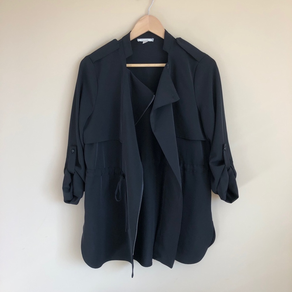 Pleione Light drawstring jacket